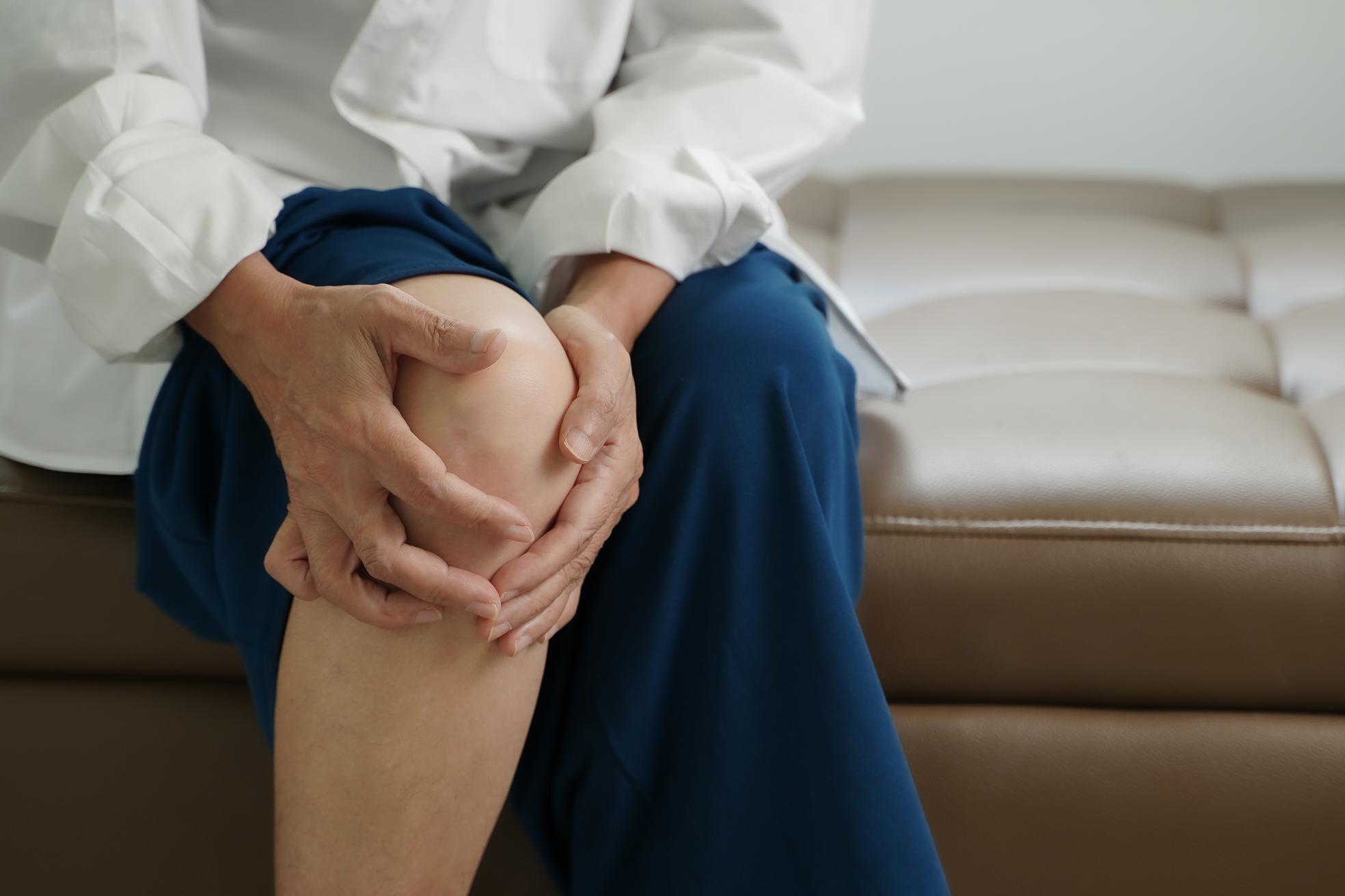Who needs a Knee Replacement? - Oxford Orthopaedics