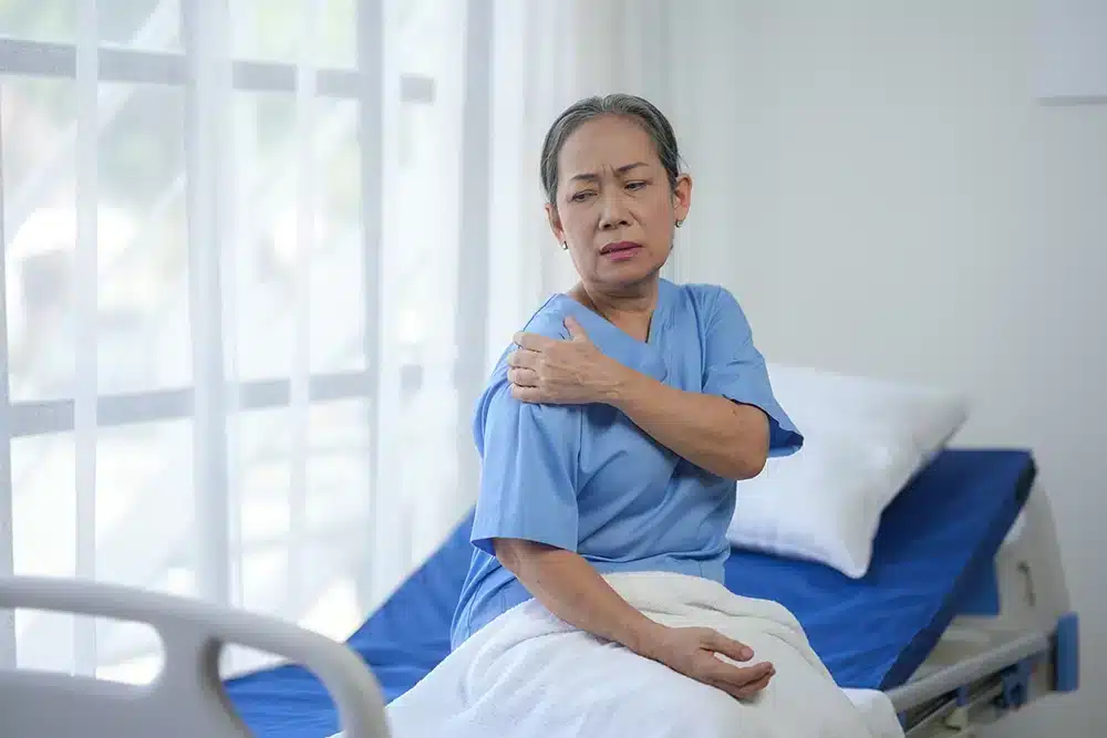 osteoporosis geriatric fractures 2