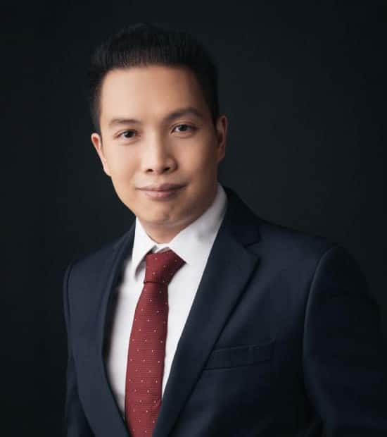 Dr James Wee Liang Hao of Oxford Orthopaedics